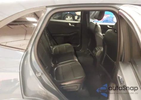 2023 Ford Escape St-Line z USA, uszkodzony, nr VIN 1FMCU9MN5PUA02028